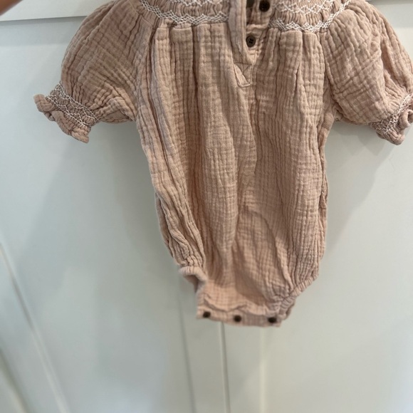 na pa ani 3-6 month baby girl romper! Beautiful! Organic! - Picture 5 of 6